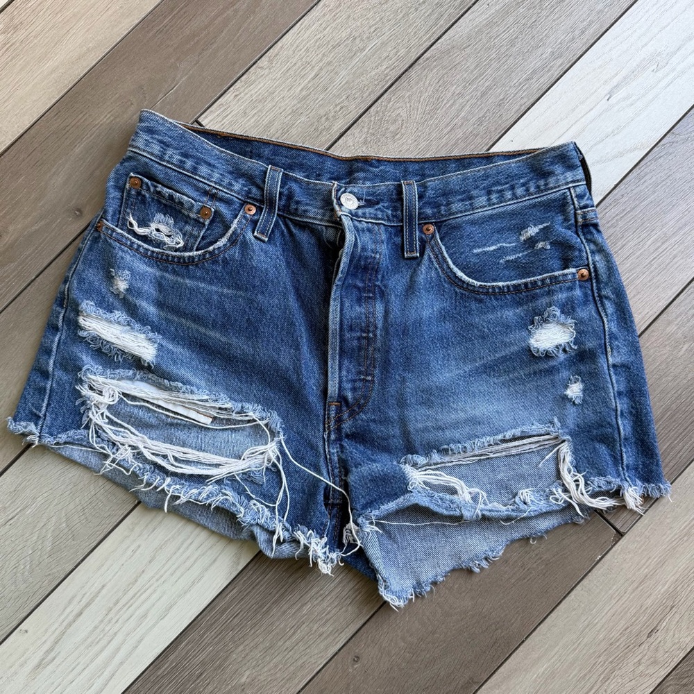 Levi’s 501 Distressed Denim Shorts W29 High Rise Vintage Style